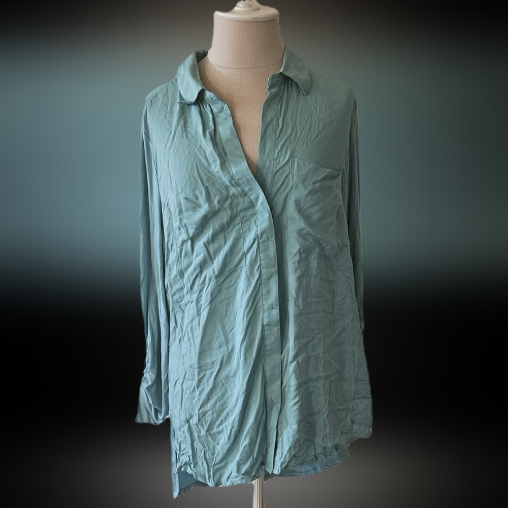 NWT Converse One Star Pocket Button Up
